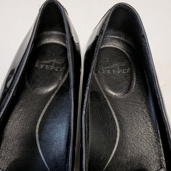 Dansko Olivia Patent Leather Loafer Flat 41 - Picture 7 of 9